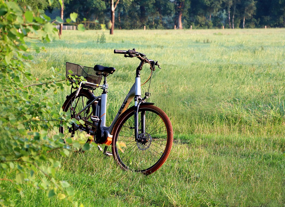 Uso de bicicletas motorizadas por condutores inabilitados colocam vidas em  risco - Jornal Mantiqueira